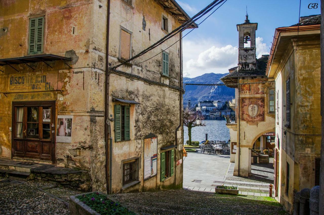 Albergo Ristorante Monterosa Ameno Екстер'єр фото